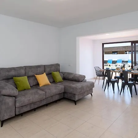 Ishara By Playa Blanca (Lanzarote)